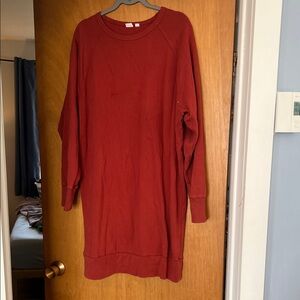 GAP Men's Crewneck Sweater Dress in Deep Rust